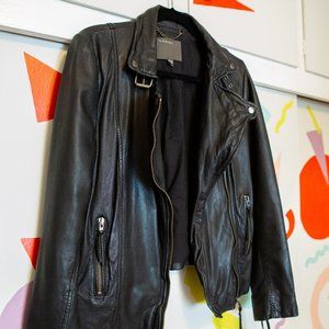 Muubaa Reval Leather Fitted Biker Jacket in Black